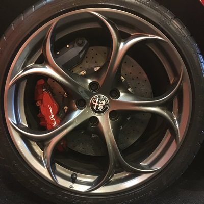The beautiful Alfa Romeo Giulia wheel can be graphed!